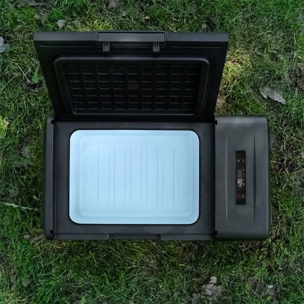 Компрессорный автохолодильник Meyvel AF-M15 Black (12/24V)